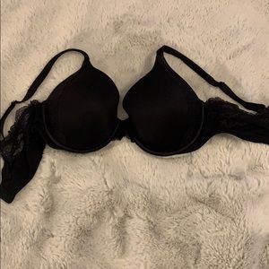 Black lace SPANX bra